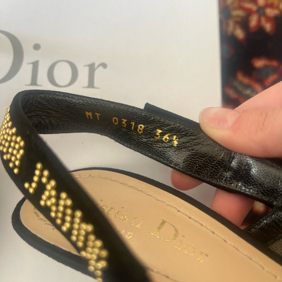 Dior heels 🖤 - Picture 6 of 9